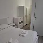 Gemelli Nocleg ze śniadaniem 4*